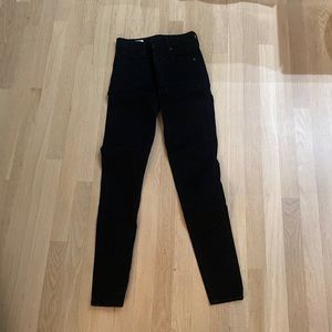 Levi’s premium mile high super skinny black galaxy size 26. Rarely worn